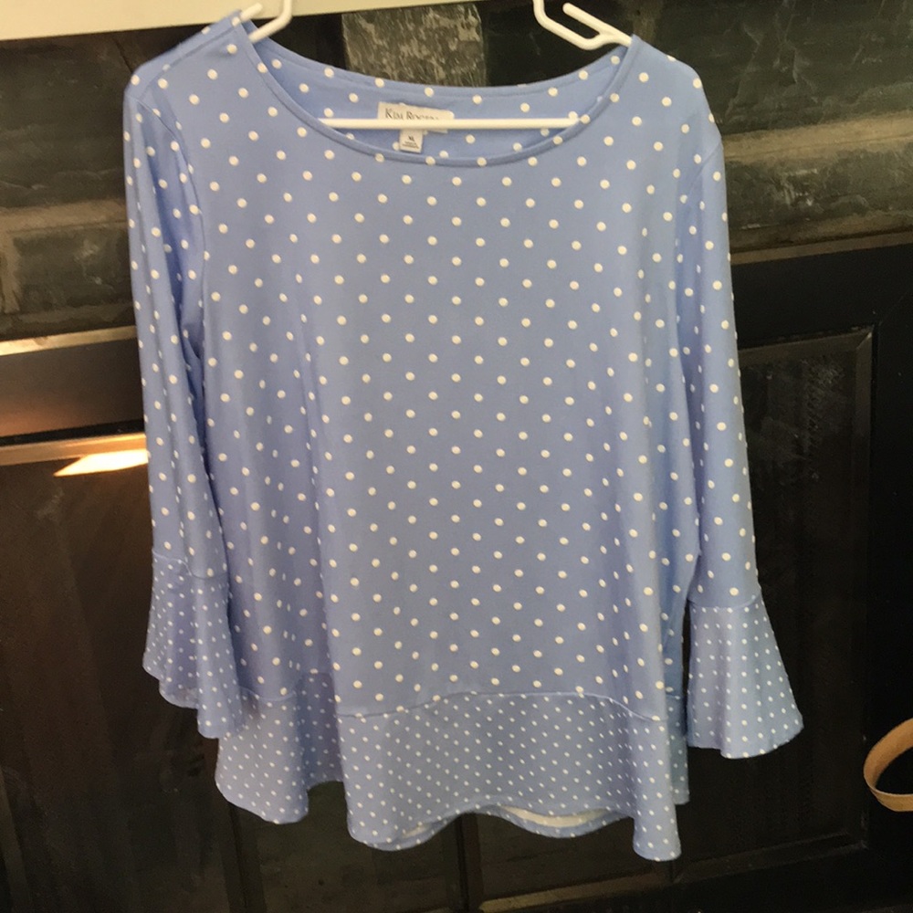 Light weight fun top.